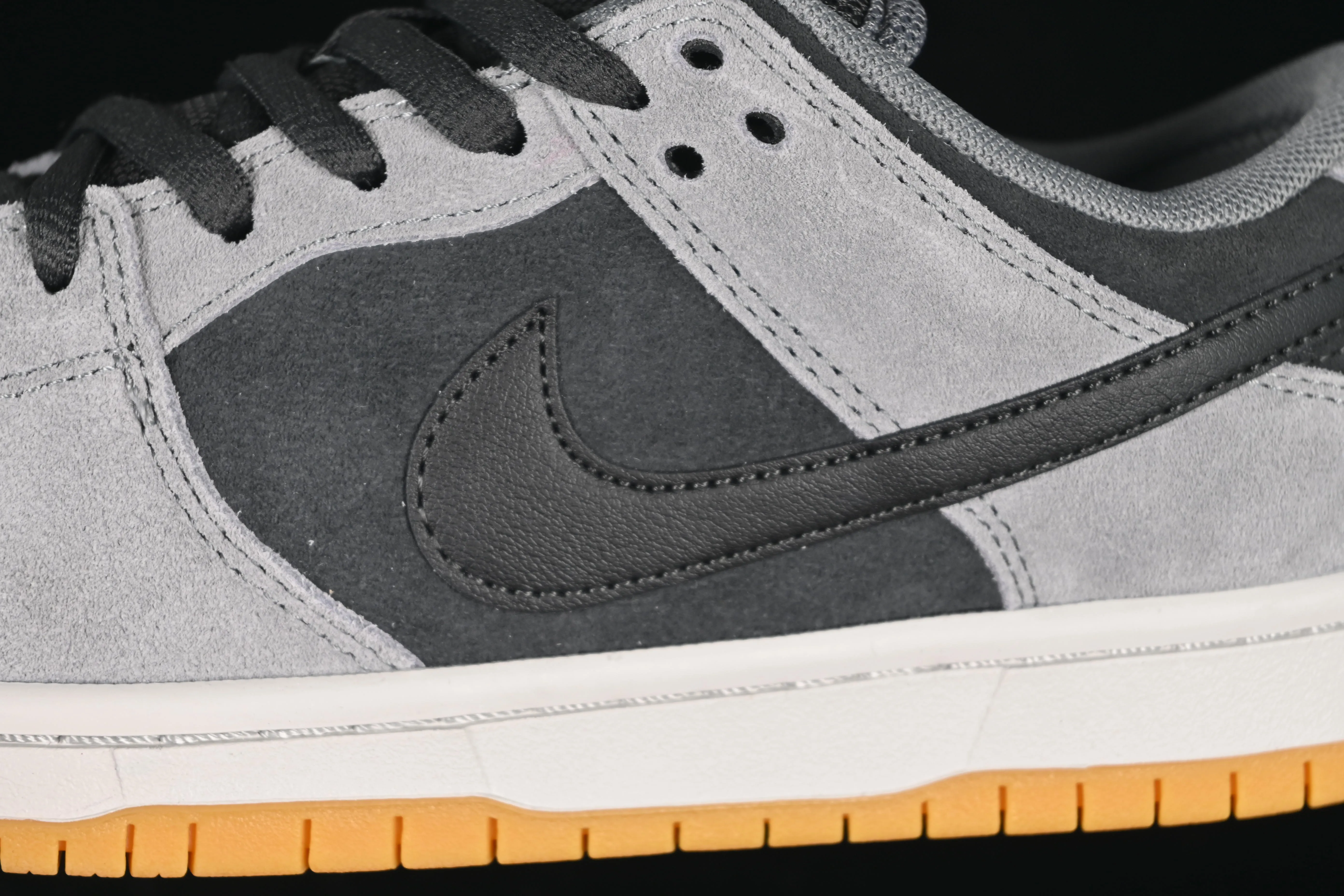 All categories Nk SB Dunk series Nk SB Dunk Low low-top sneakers Nike SB Dunk Low black gray low-top casual sneakers HF3063-001